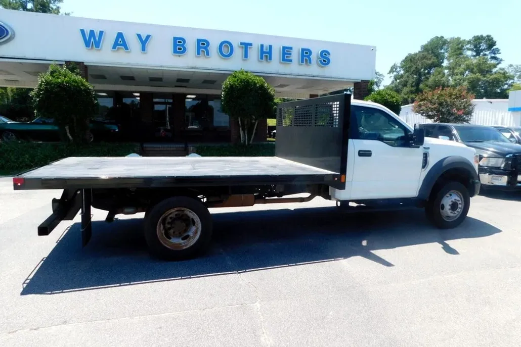 2021 Ford F-450 XL photo 1