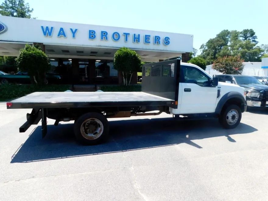 2021 Ford F-450 XL photo 1