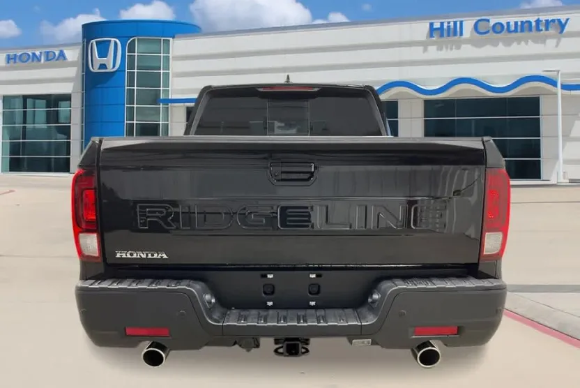 2026 Honda Ridgeline Black Edition photo 1