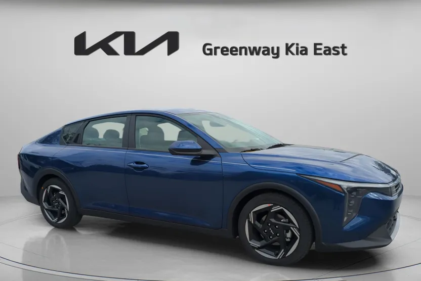 2025 Kia K4 EX photo 1
