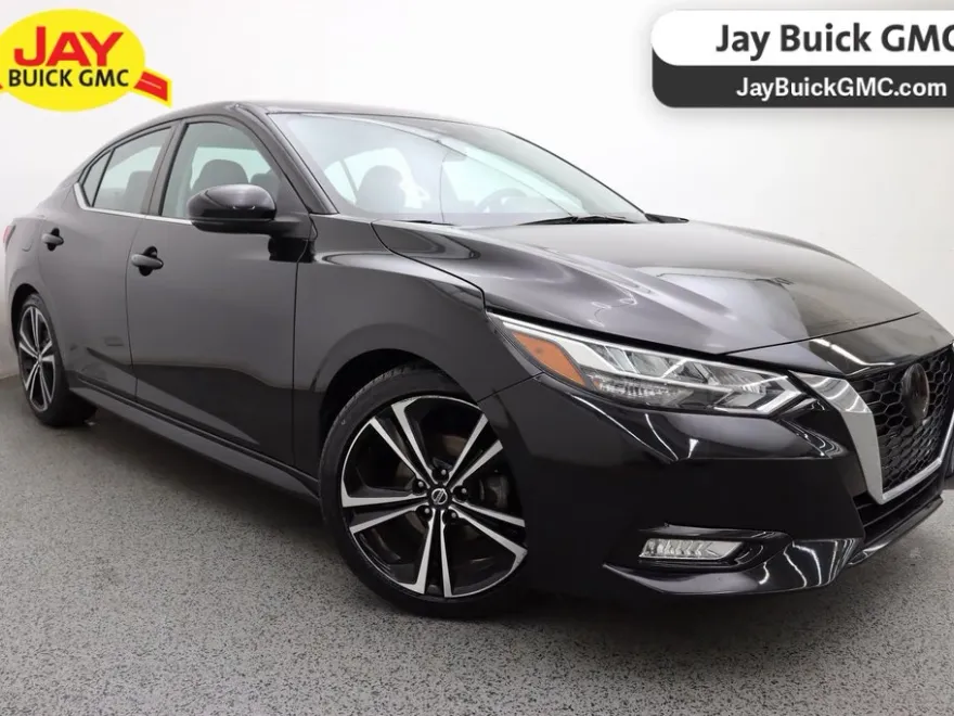 2021 Nissan Sentra SR photo 1