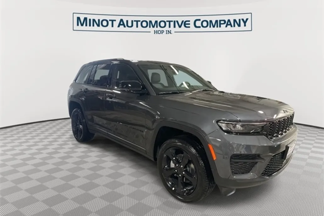 2025 Jeep Grand Cherokee Altitude X photo 1