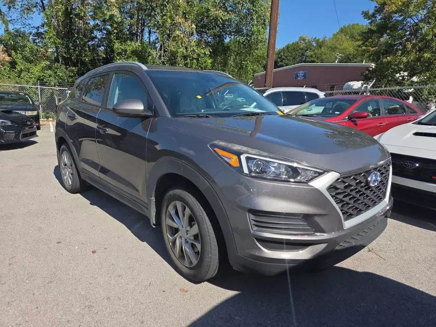 2020 Hyundai Tucson Value photo 1