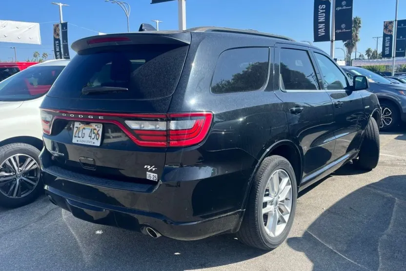 2023 Dodge Durango R/T Premium photo 1