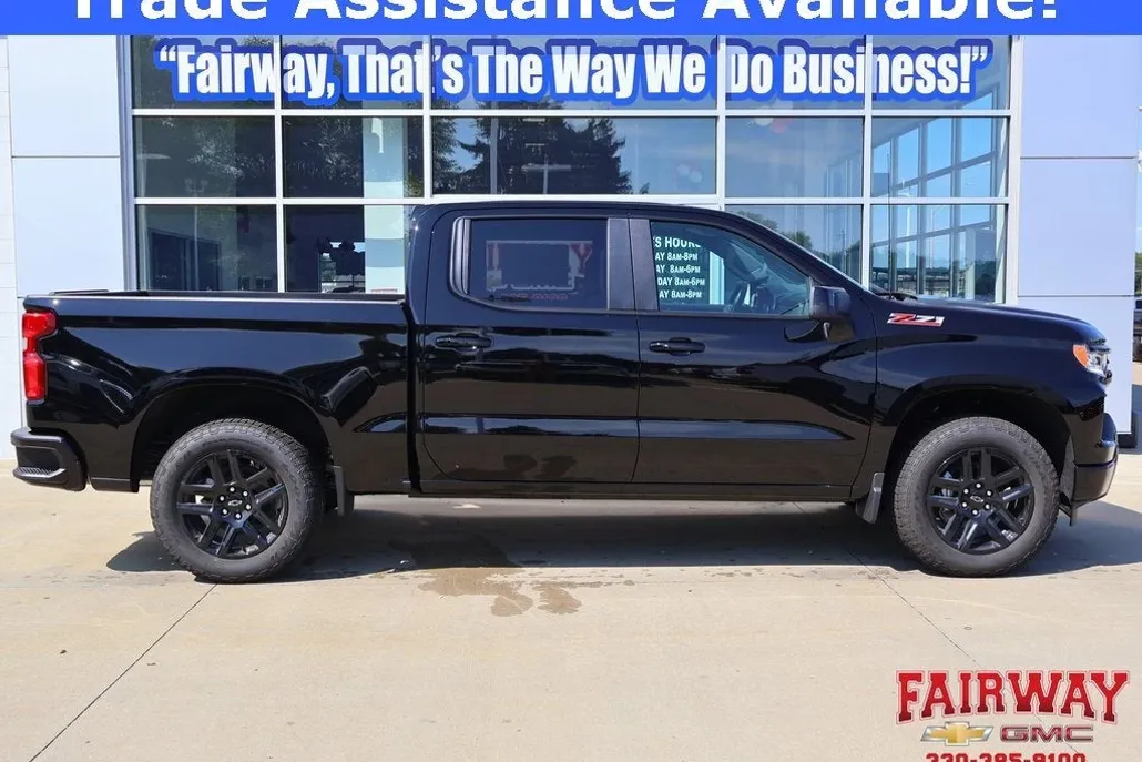 2025 Chevrolet Silverado 1500 RST photo 1