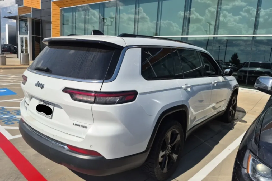 2021 Jeep Grand Cherokee Limited photo 1