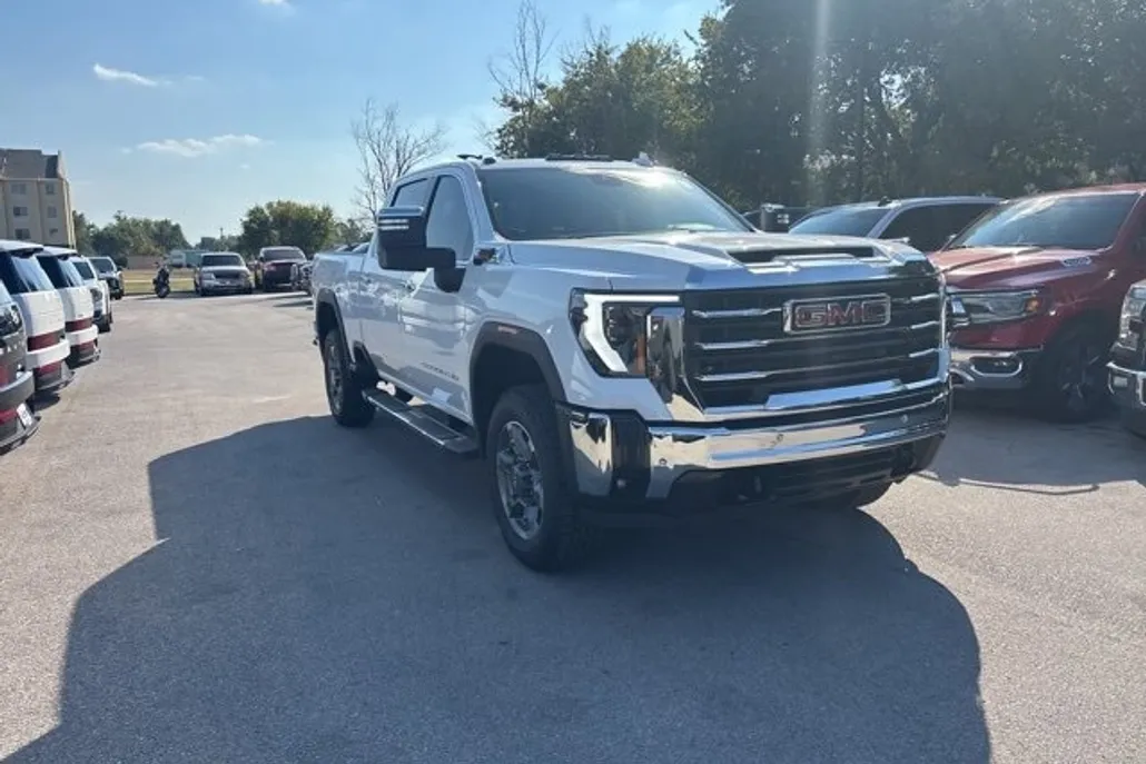 2026 Gmc Sierra 2500 HD SLT photo 1