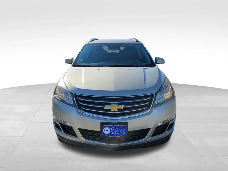 2017 Chevrolet Traverse 1LT photo 1