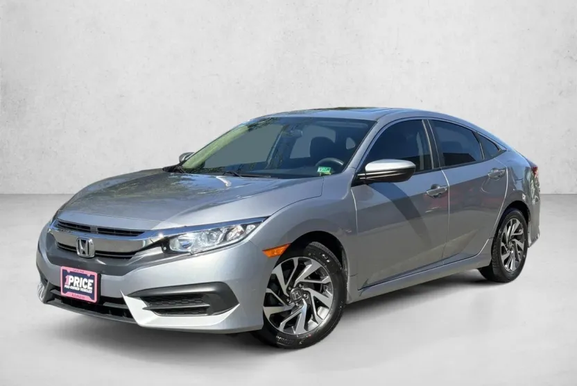 2017 Honda Civic EX photo 1