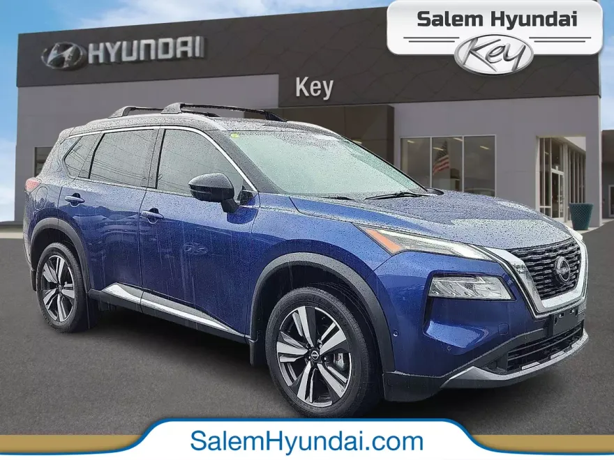 2023 Nissan Rogue SL photo 1