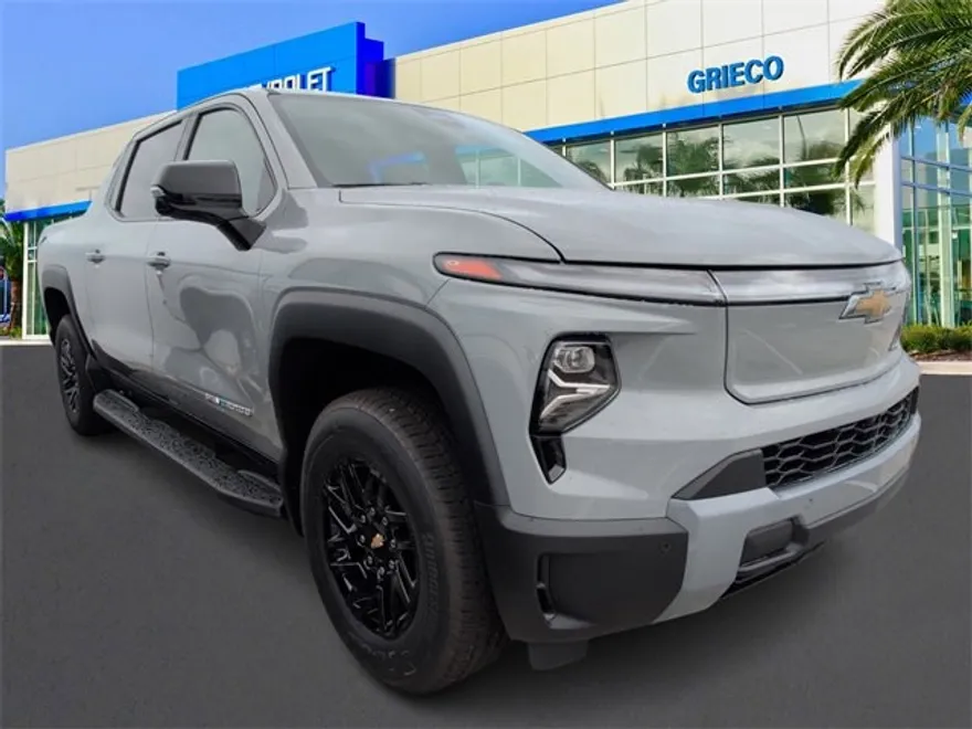 2026 Chevrolet Silverado EV LT photo 1