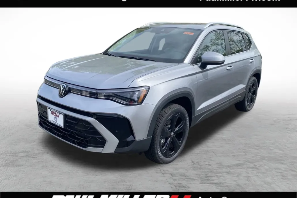 2025 Volkswagen Taos SEL photo 1
