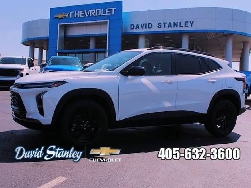 2025 Chevrolet Trax ACTIV photo 1