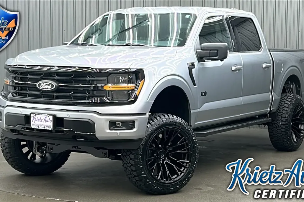 2024 Ford F-150 XLT photo 1
