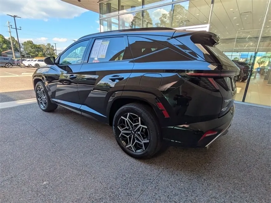 2024 Hyundai Tucson Hybrid N Line photo 1