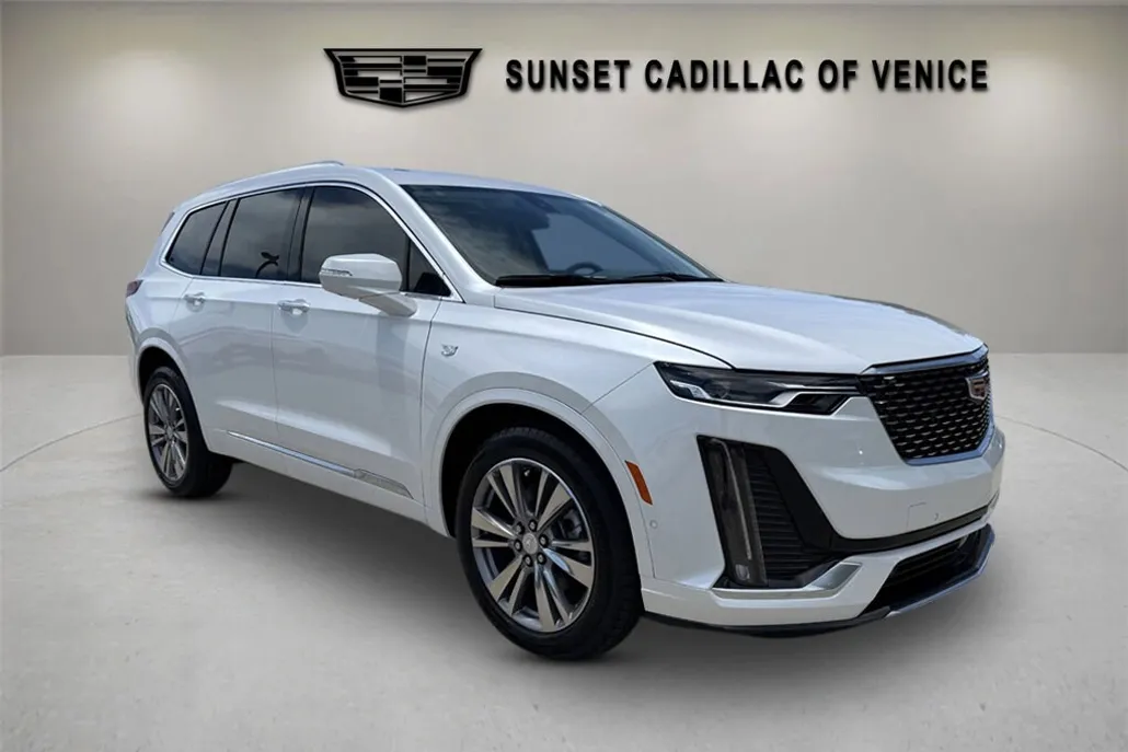 2025 Cadillac XT6 Premium Luxury photo 1