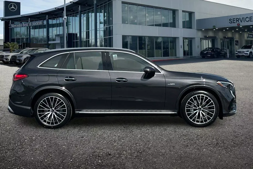 2025 Mercedes Benz GLC AMG 43 photo 1