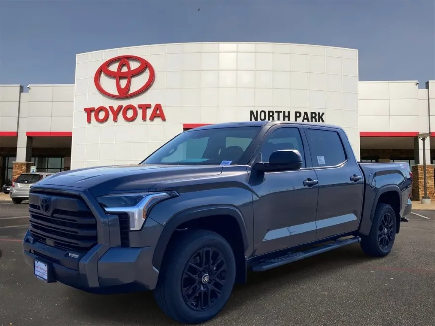 2026 Toyota Tundra SR5 photo 1