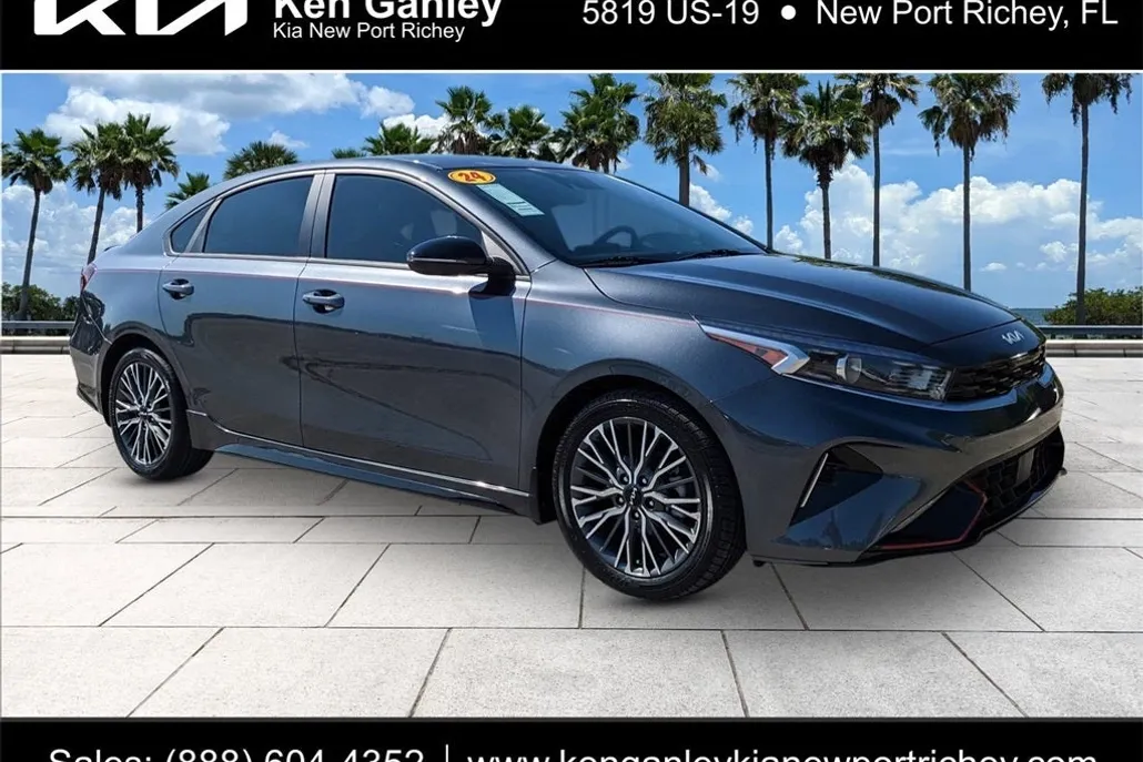 2024 Kia Forte GT-Line photo 1