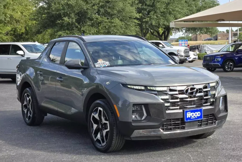 2024 Hyundai Santa Cruz Limited photo 1