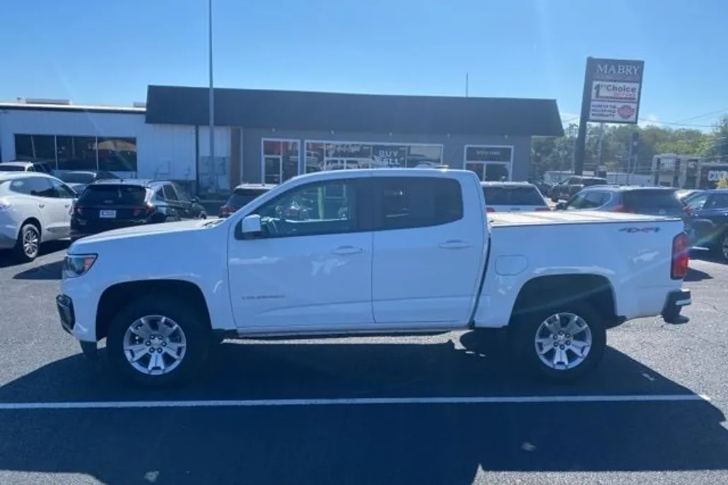 2022 Chevrolet Colorado LT photo 1