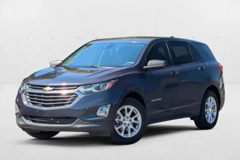 2018 Chevrolet Equinox LS photo 1