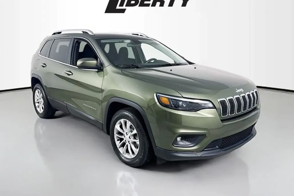 2019 Jeep Cherokee Latitude photo 1