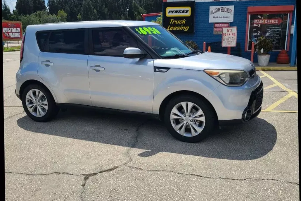 2016 Kia Soul Exclaim photo 1