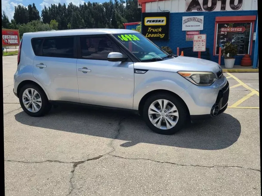 2016 Kia Soul Exclaim photo 1
