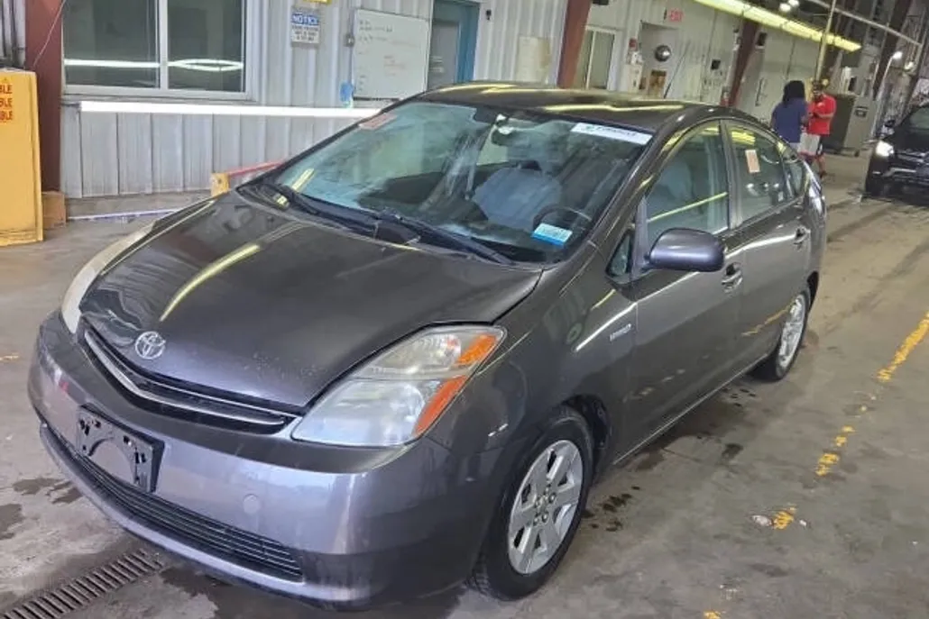 2009 Toyota Prius Base photo 1