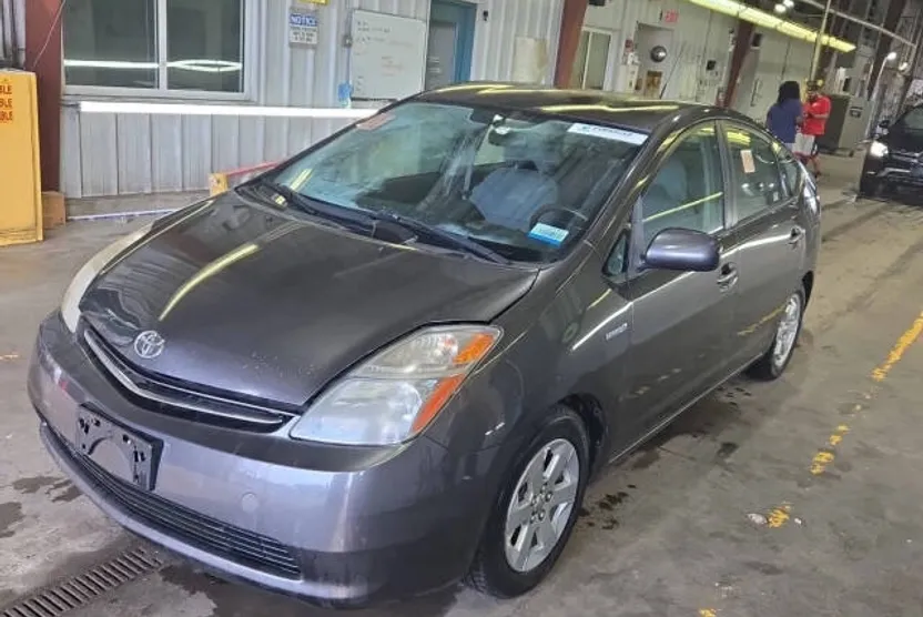 2009 Toyota Prius Base photo 1