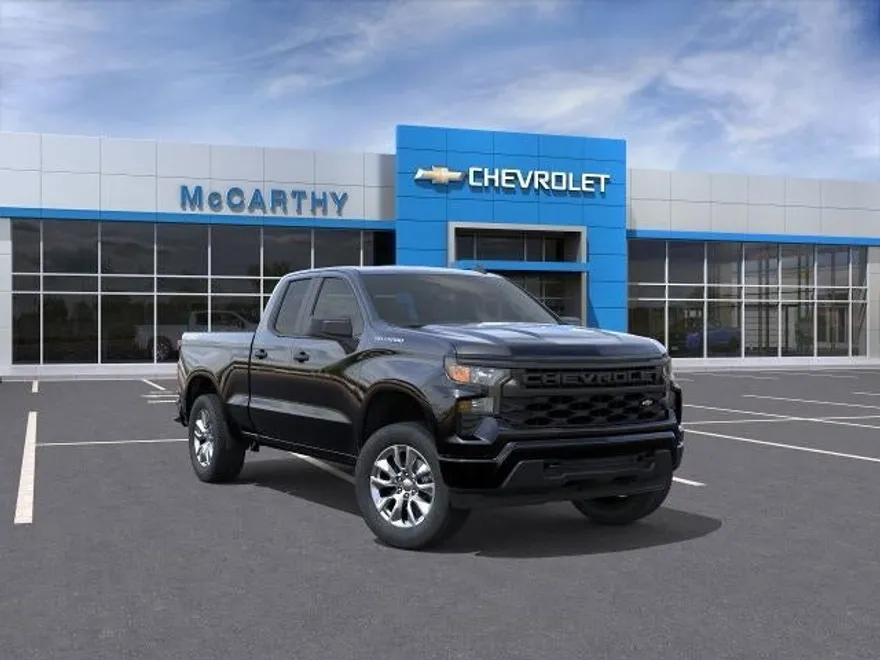 2026 Chevrolet Silverado 1500 Custom photo 1