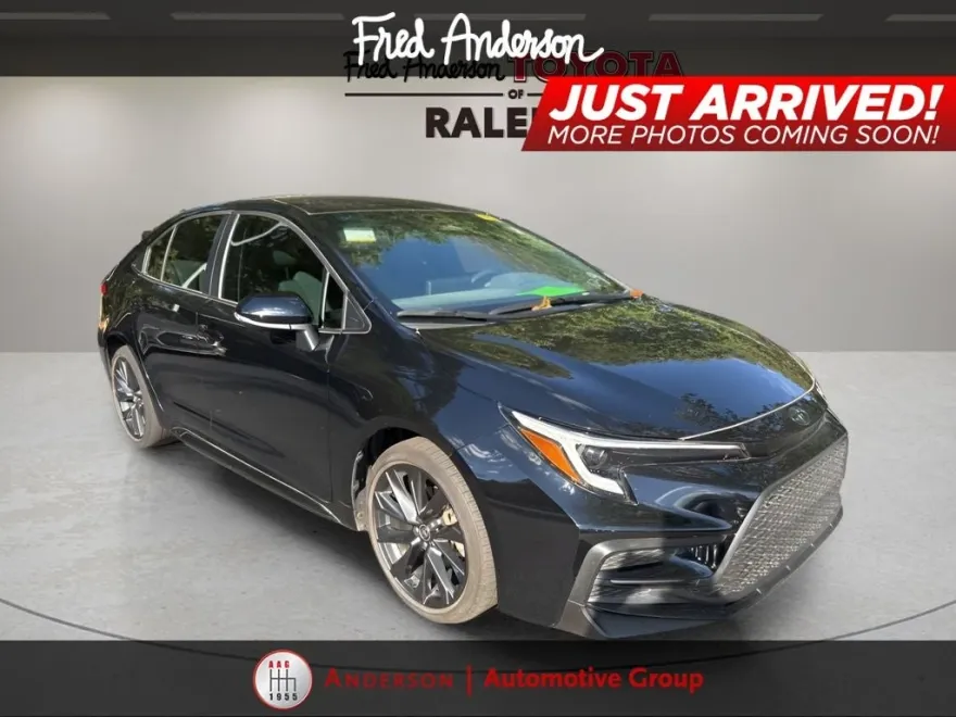 2024 Toyota Corolla SE photo 1