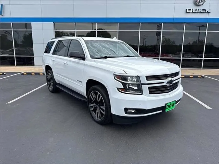 2019 Chevrolet Tahoe LT photo 1