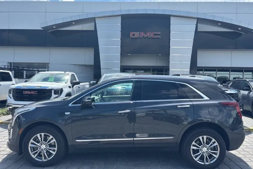 2023 Cadillac XT5 Premium Luxury photo 1