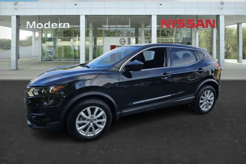 2022 Nissan Rogue Sport S photo 1