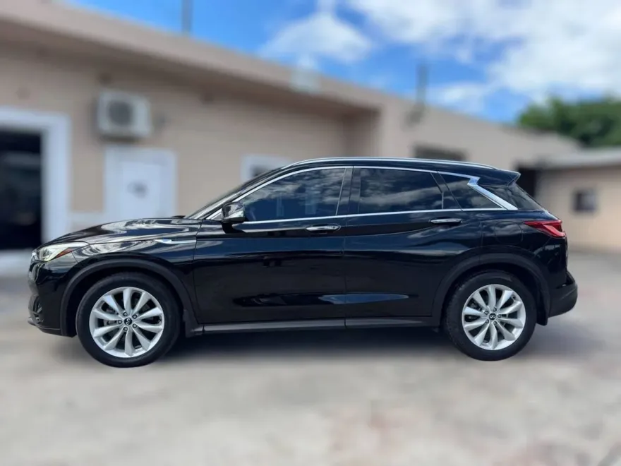 2019 Infiniti QX50 Essential SPORT photo 1