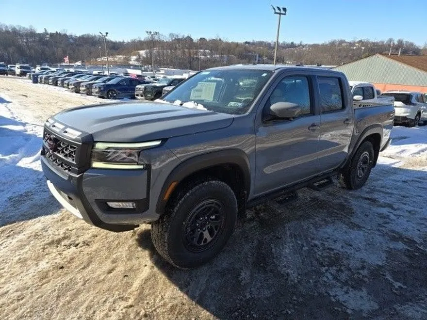 2025 Nissan Frontier PRO-4X photo 1