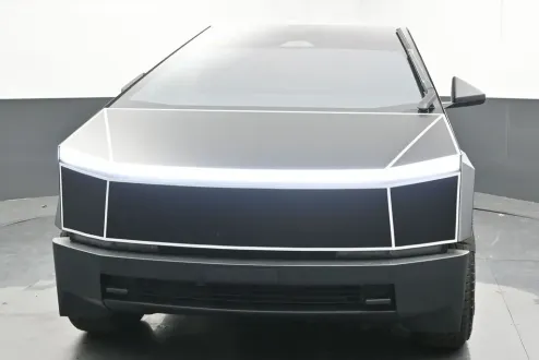 2024 Tesla Cybertruck Cyberbeast photo 3