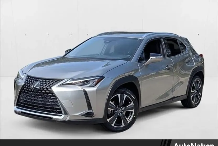 2022 Lexus UX 200 photo 1
