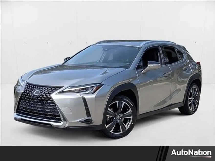 2022 Lexus UX 200 photo 1
