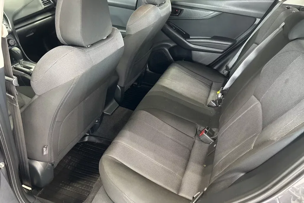 2023 Subaru Impreza Base photo 1
