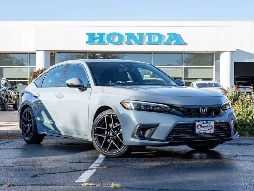 2022 Honda Civic Sport Touring Hatchback photo 1