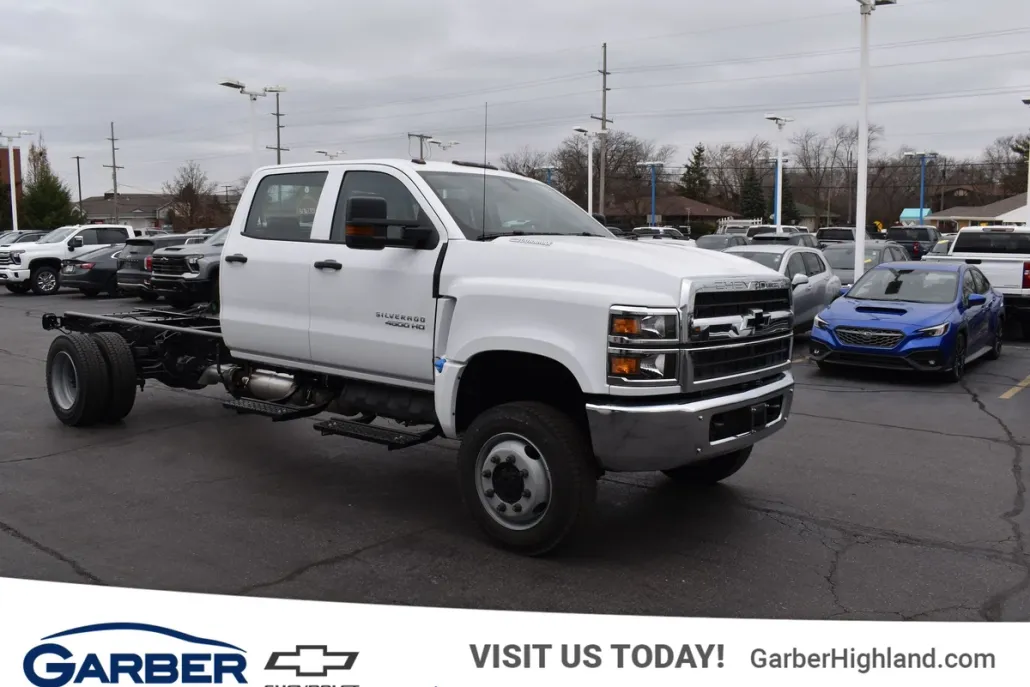 2024 Chevrolet Silverado 4500HD Work Truck photo 1