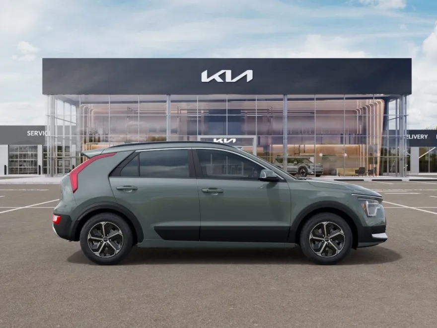 2025 Kia Niro EX photo 1