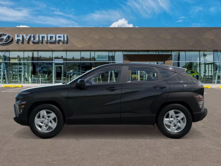 2026 Hyundai Kona SE photo 1