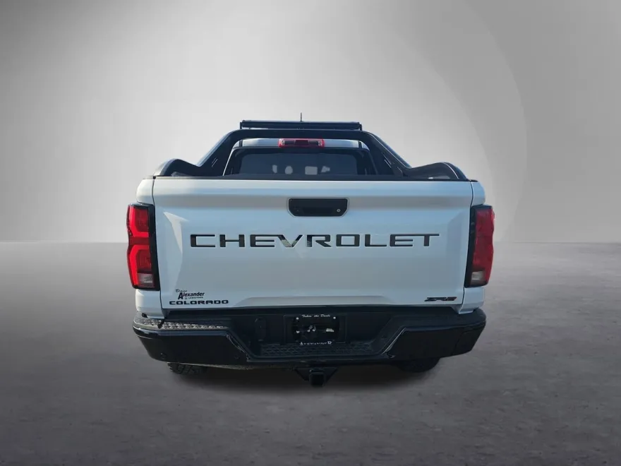 2023 Chevrolet Colorado ZR2 photo 1