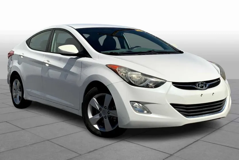 2013 Hyundai Elantra GLS photo 1