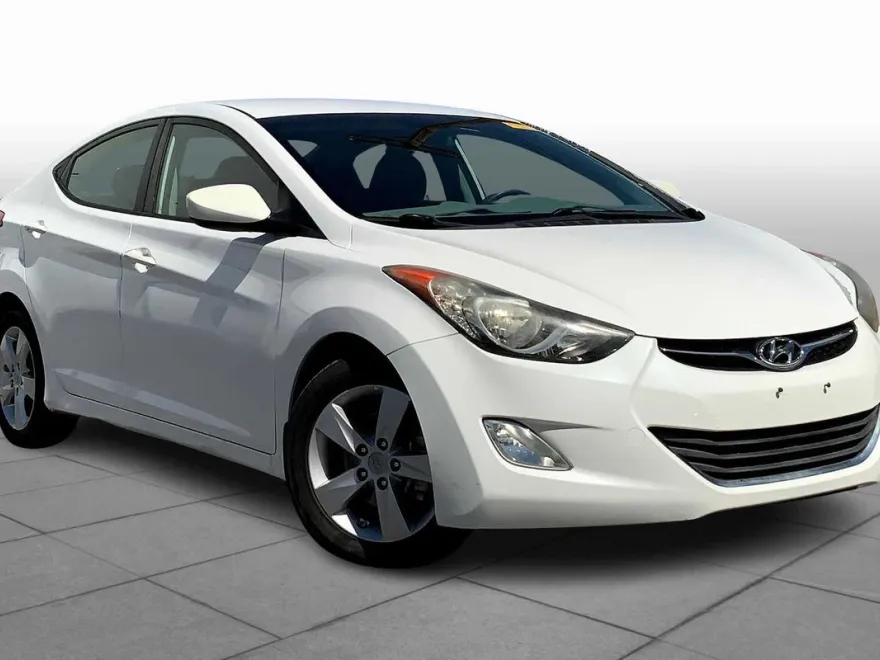 2013 Hyundai Elantra GLS photo 1