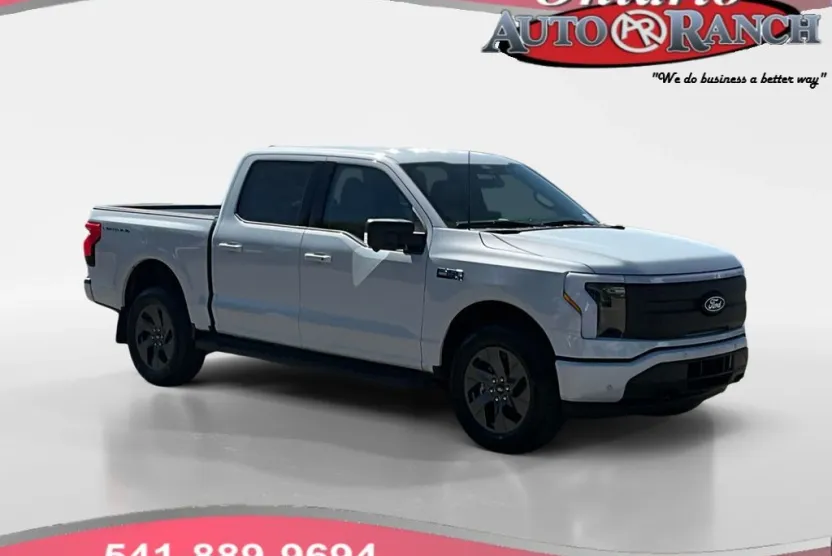 2025 Ford F-150 Lightning XLT photo 1